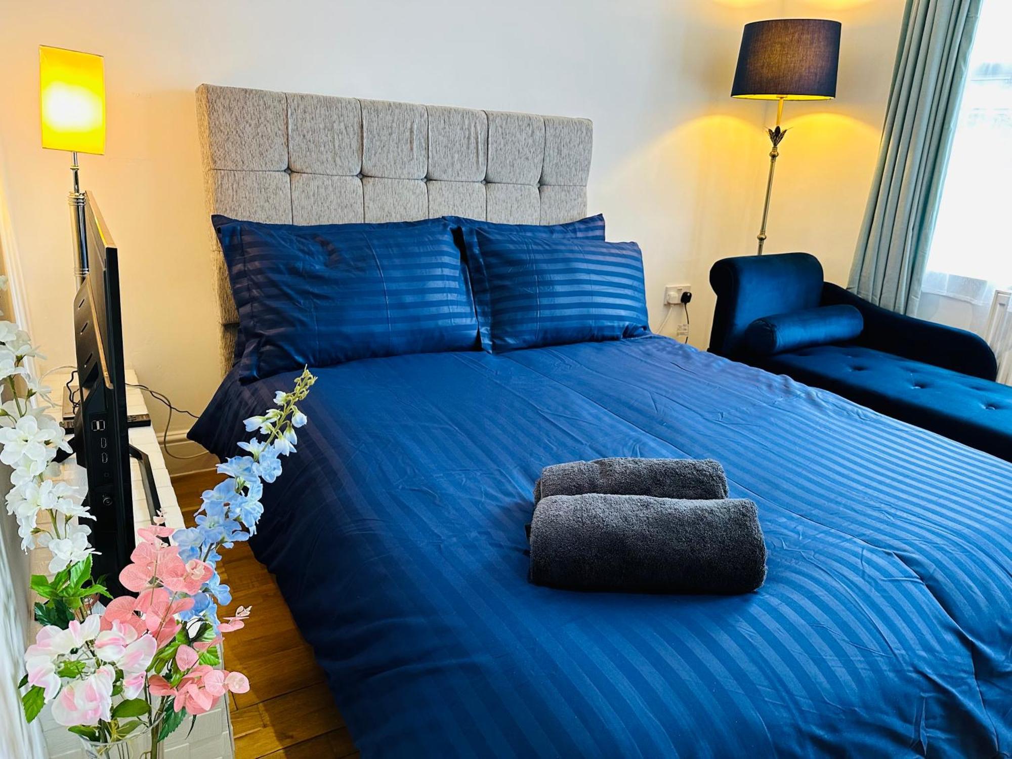 Stunning One Bedroom Studio Flat Londres Exterior foto